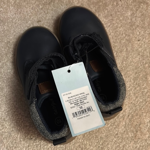 Cat & Jack Black Sneakers Minimalist Design - Picture 2 of 2